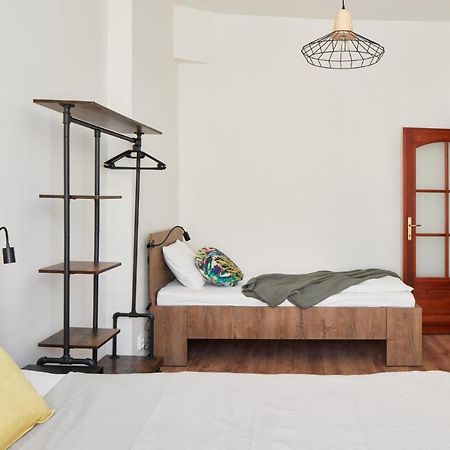 Prague Days - Spacious 3Bdr Apartment - Trendy Neighbourhood מראה חיצוני תמונה