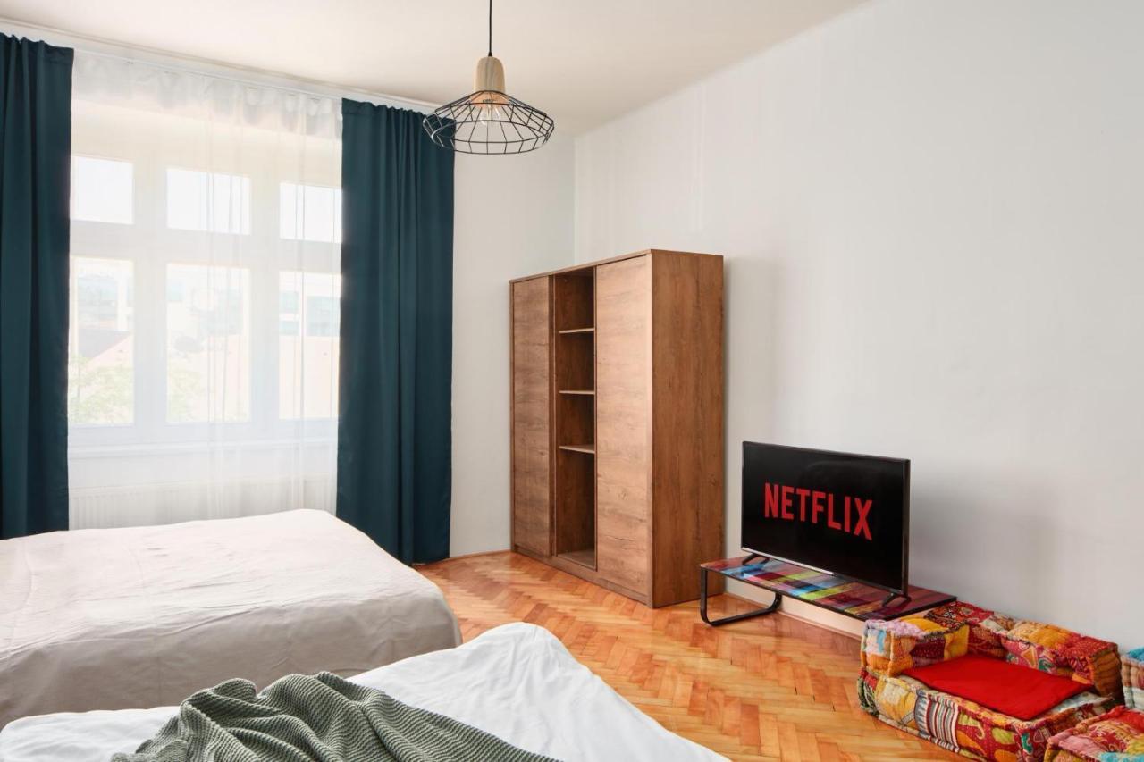 Prague Days - Spacious 3Bdr Apartment - Trendy Neighbourhood מראה חיצוני תמונה