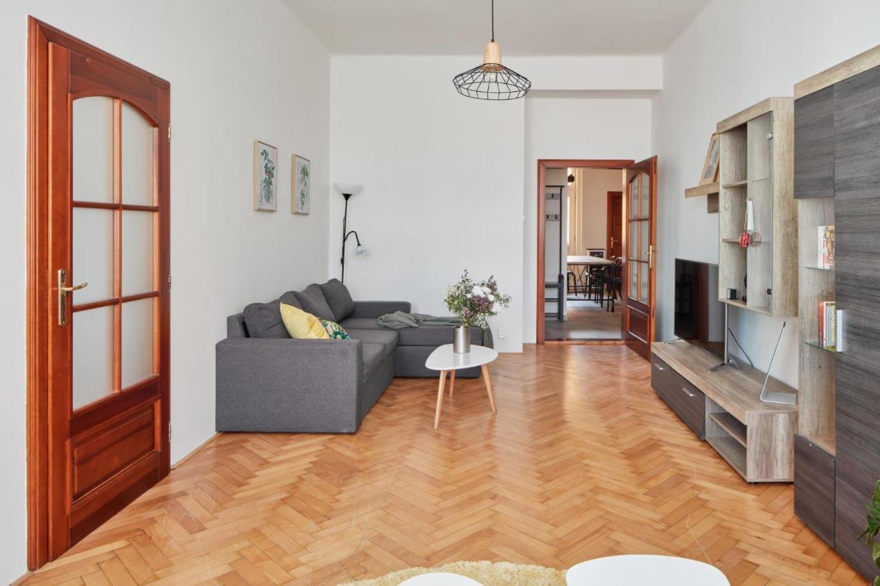Prague Days - Spacious 3Bdr Apartment - Trendy Neighbourhood מראה חיצוני תמונה